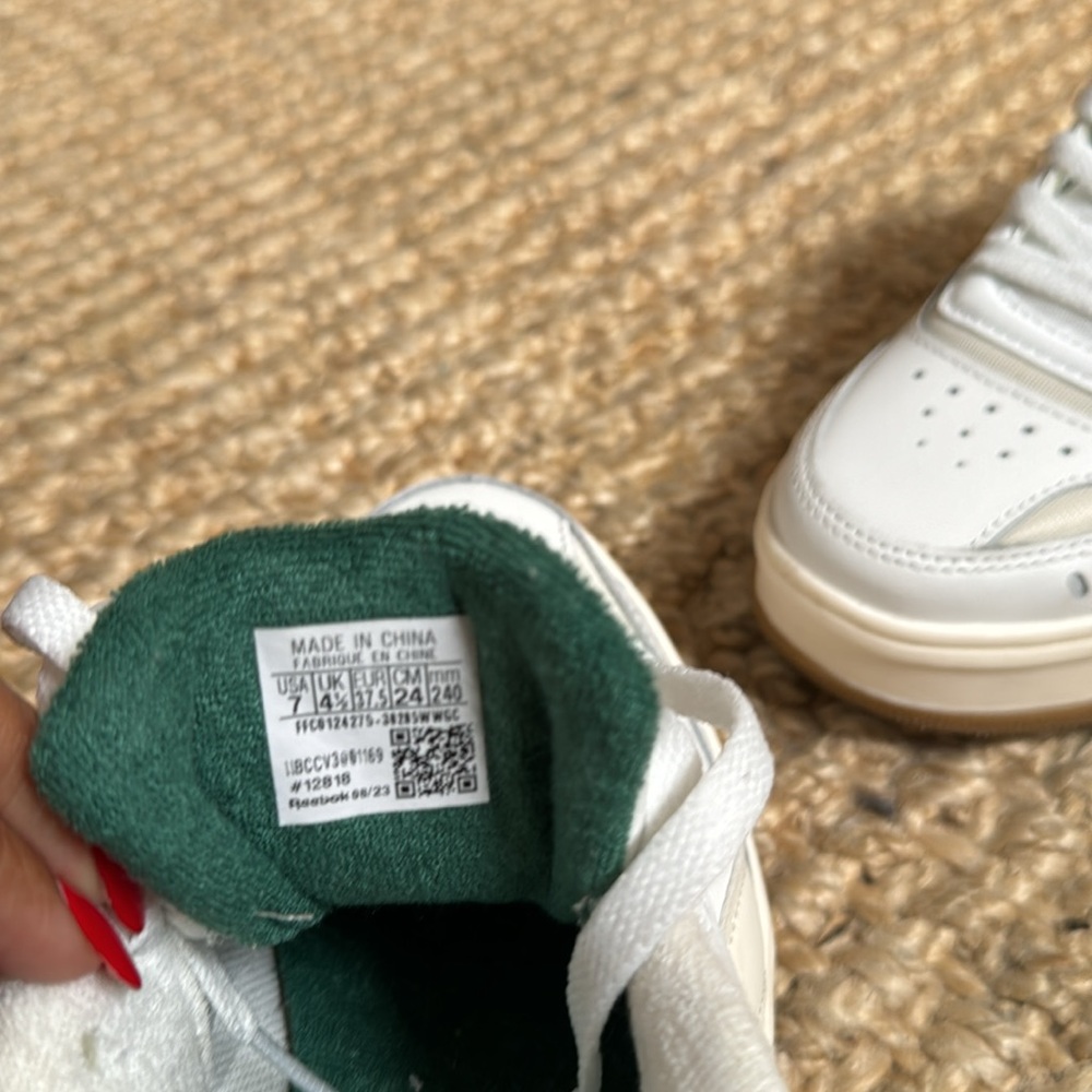 Reebok Classics - image 4